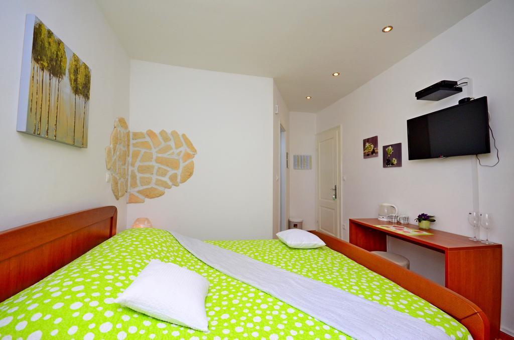 Villa Capo Split Room photo